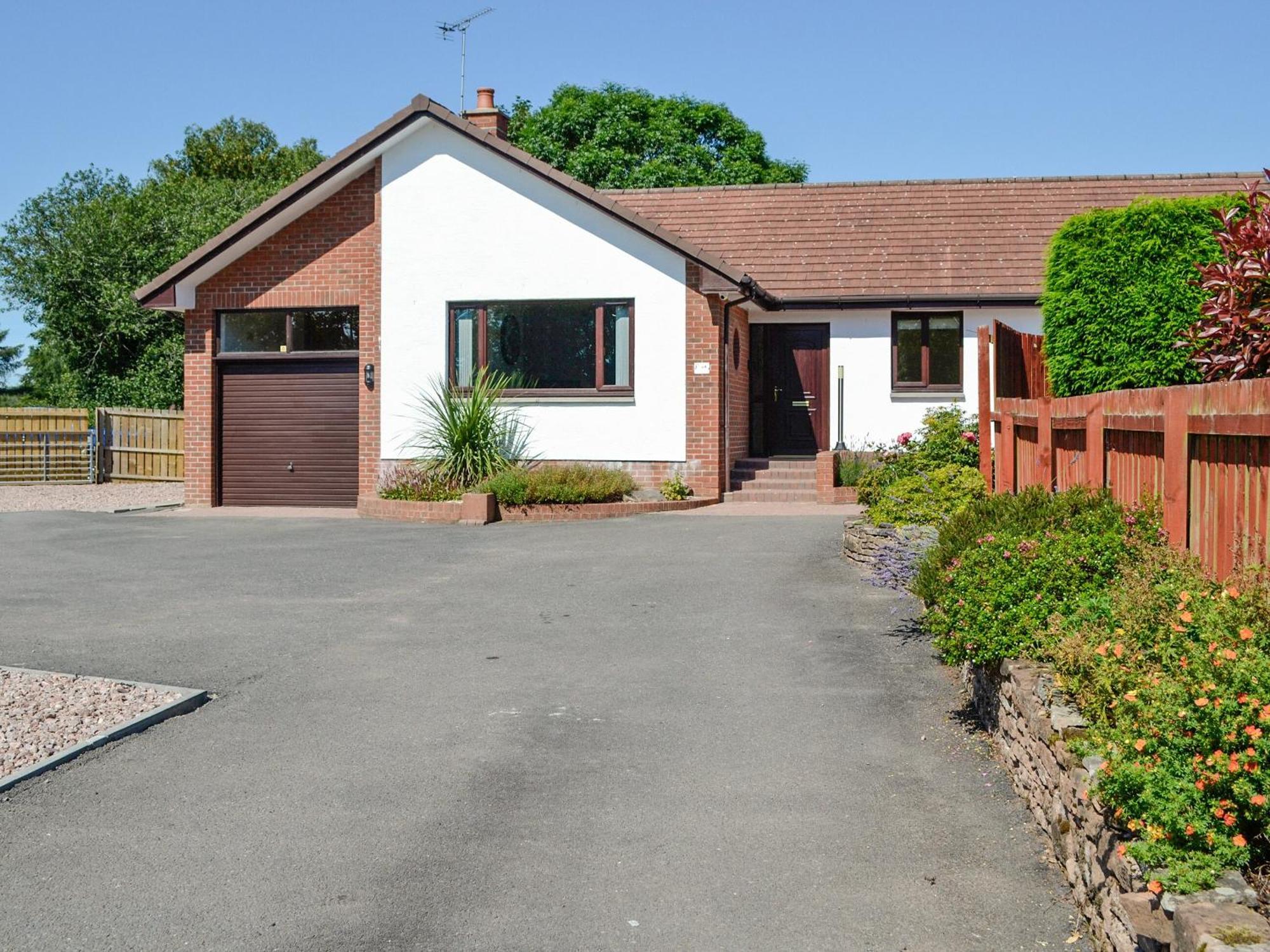 Park Lane Villa Auldgirth Exterior photo